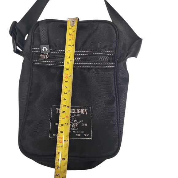 True Religion Crossbody Sling Bag Black World Tour Unisex Messenger Bag - Picture 5 of 6